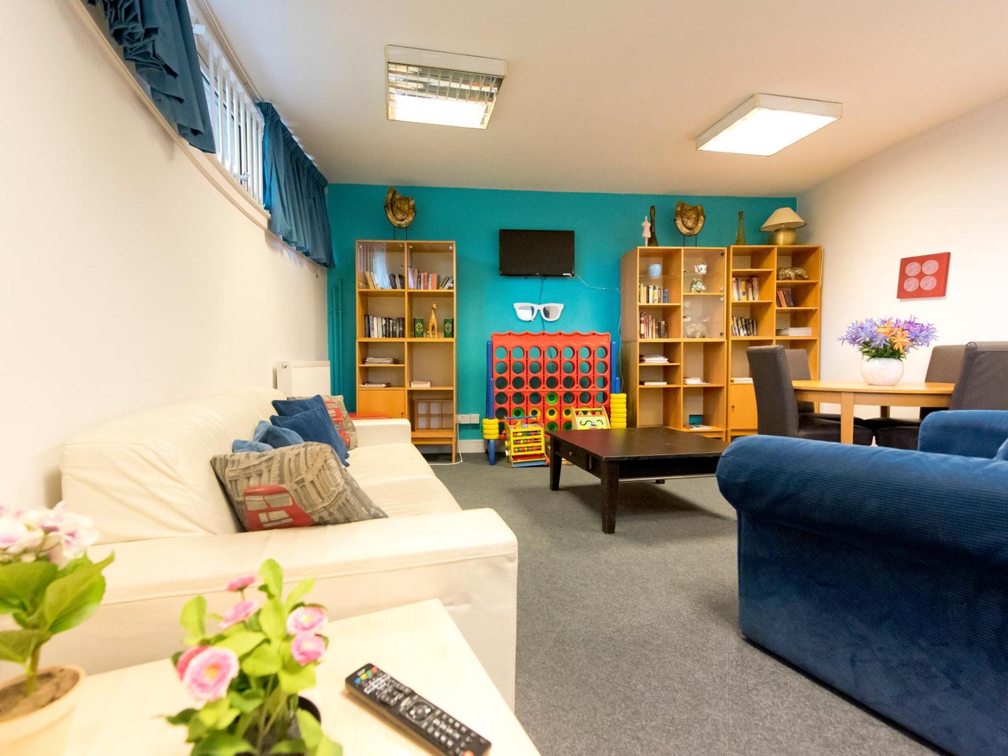 Hostal Yha Thameside *